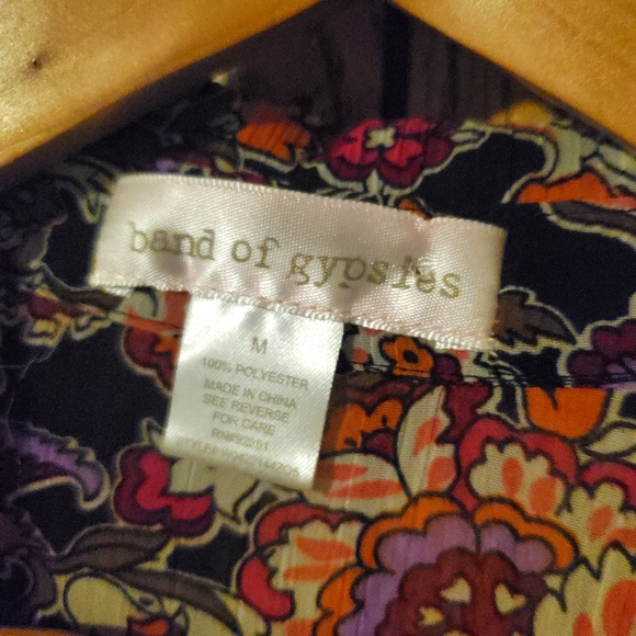 BAND OF GYPSIES Semi Sheer Floral Boho Button Down Blouse - Medium - Picture 6 of 6